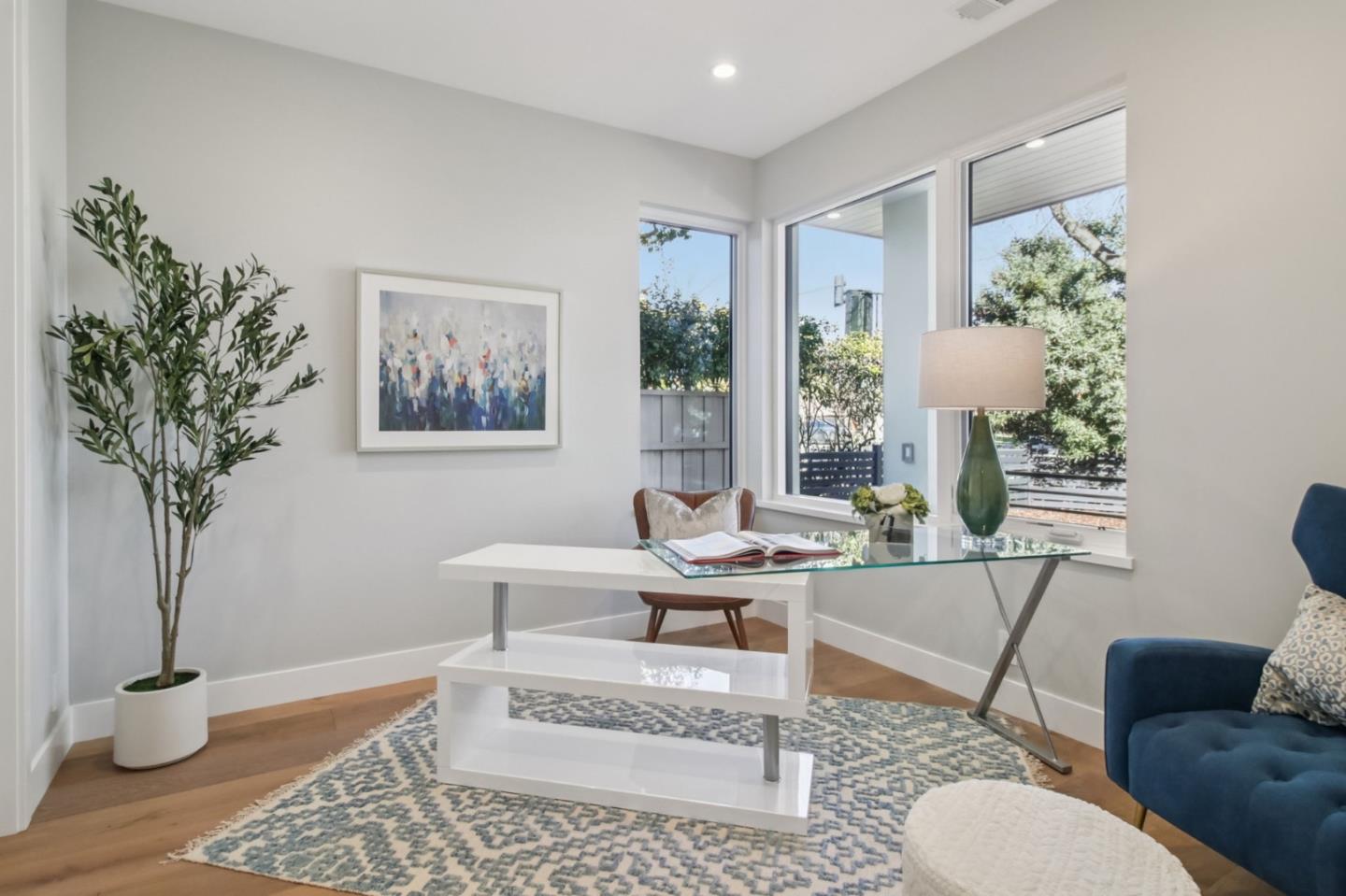 Detail Gallery Image 12 of 122 For 2200 Saint Francis Dr, Palo Alto,  CA 94303 - 4 Beds | 4/1 Baths