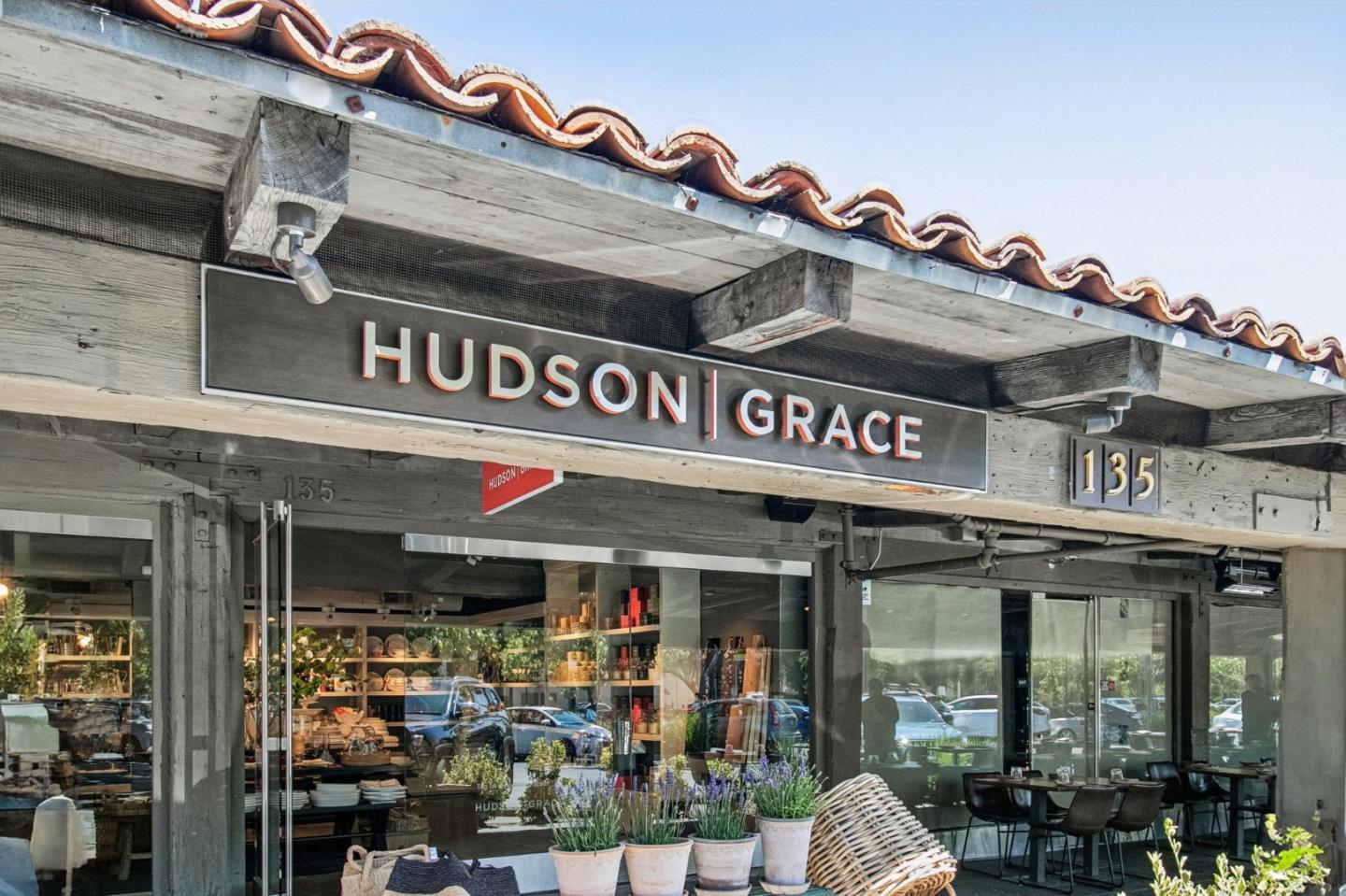 Detail Gallery Image 120 of 122 For 2200 Saint Francis Dr, Palo Alto,  CA 94303 - 4 Beds | 4/1 Baths