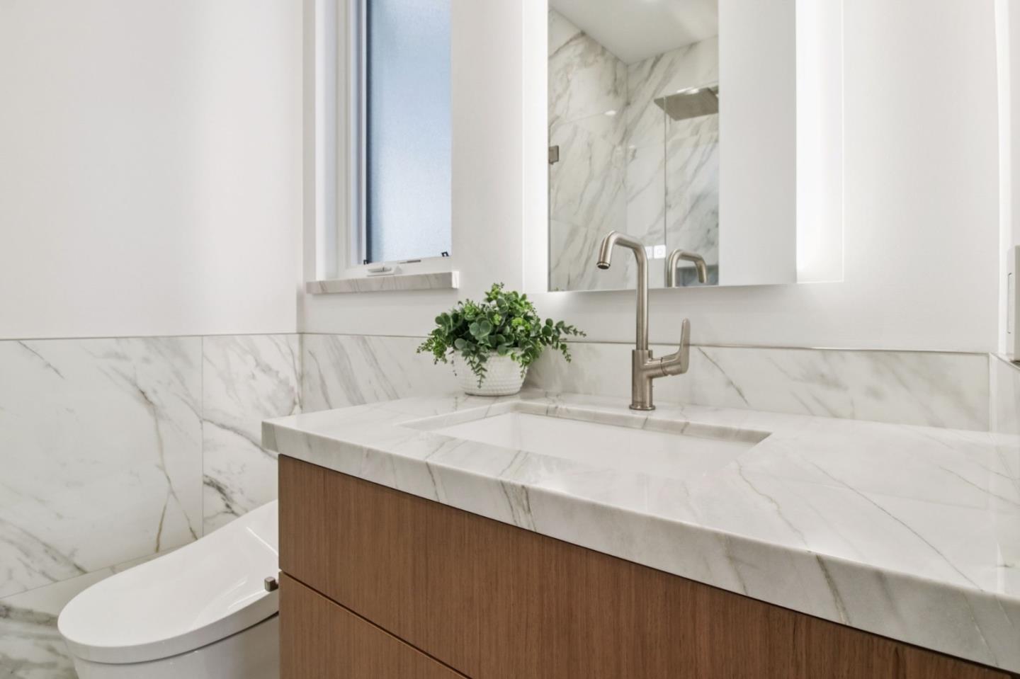 Detail Gallery Image 15 of 122 For 2200 Saint Francis Dr, Palo Alto,  CA 94303 - 4 Beds | 4/1 Baths