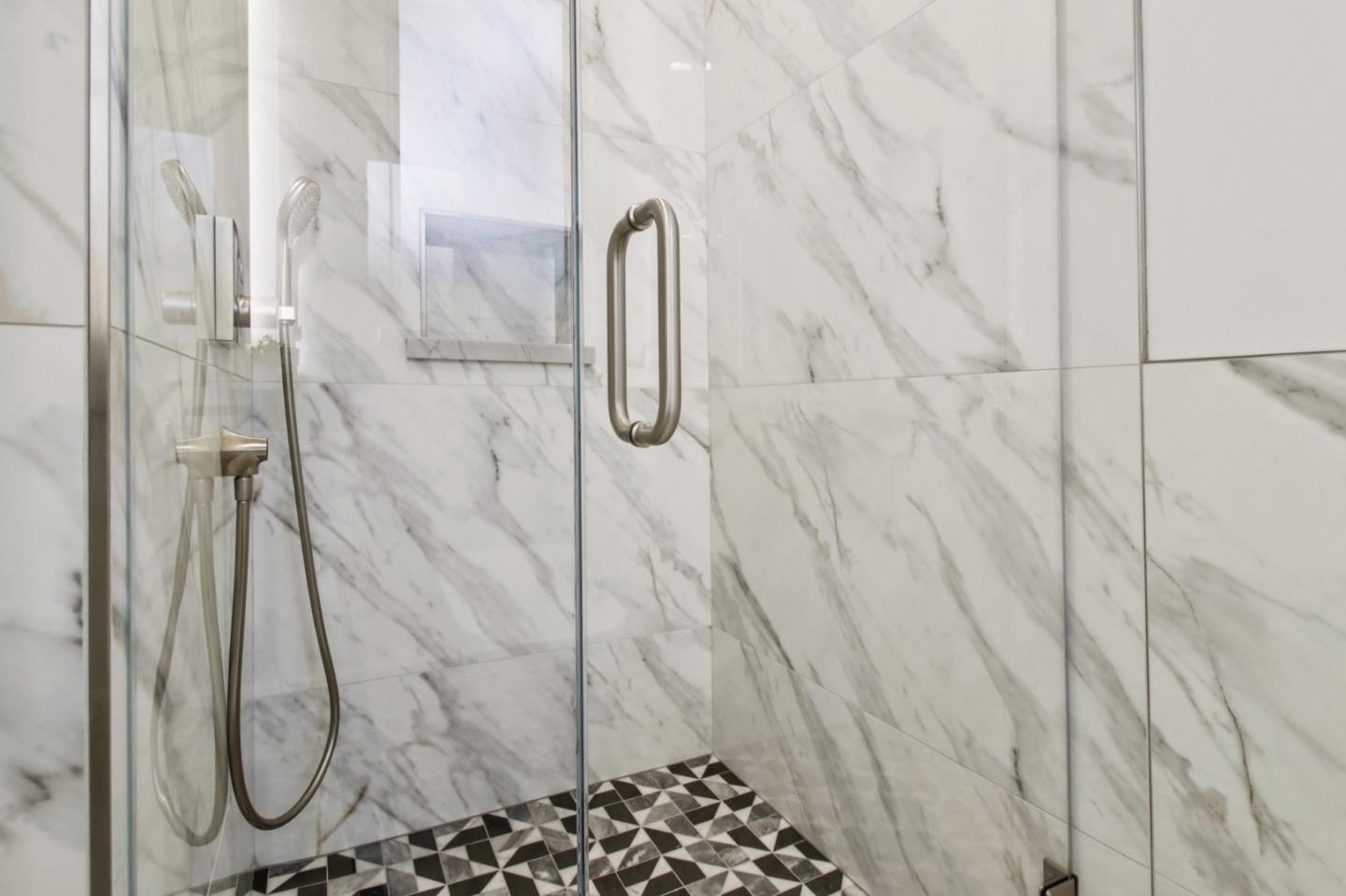 Detail Gallery Image 16 of 122 For 2200 Saint Francis Dr, Palo Alto,  CA 94303 - 4 Beds | 4/1 Baths