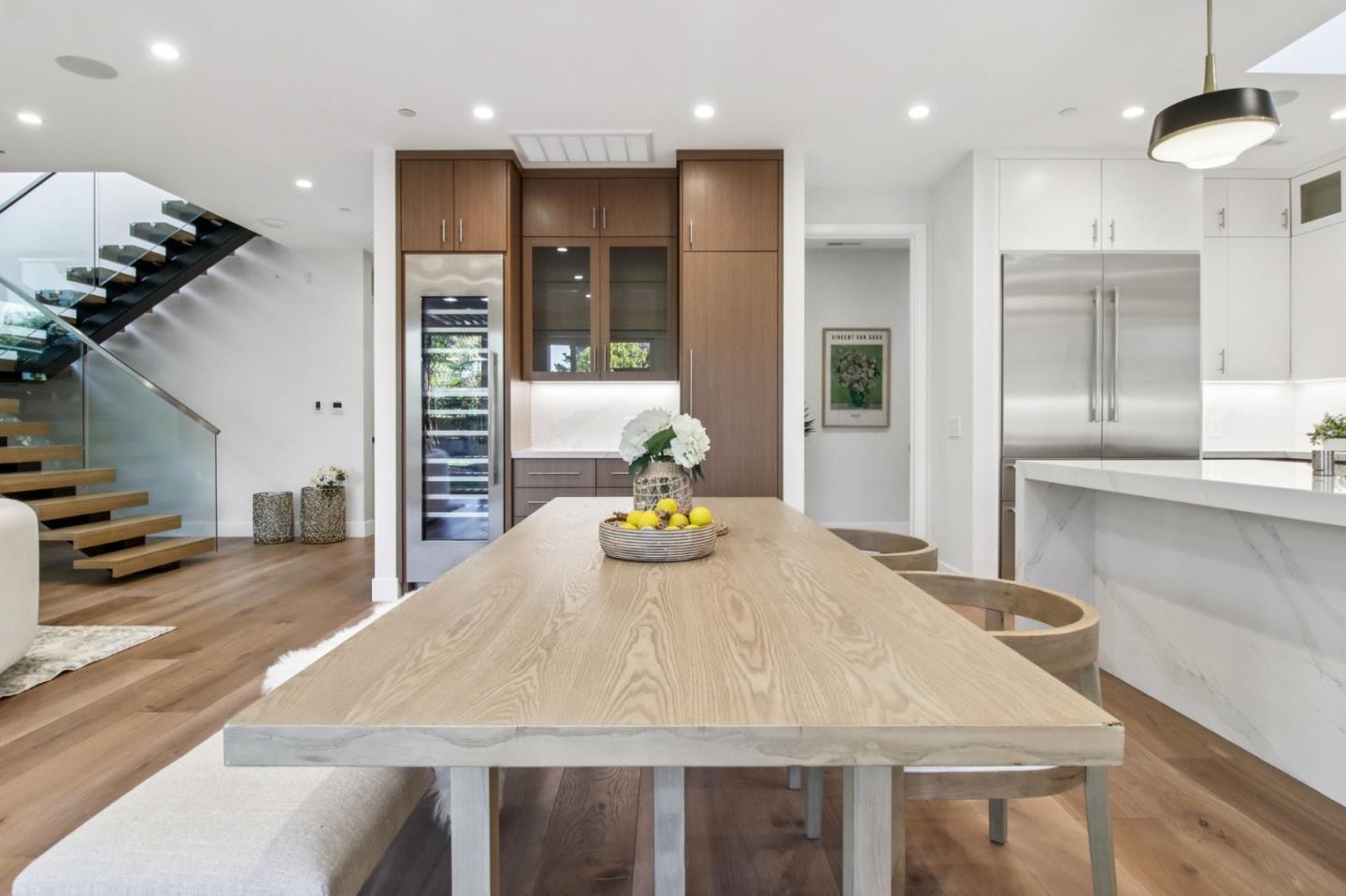 Detail Gallery Image 29 of 122 For 2200 Saint Francis Dr, Palo Alto,  CA 94303 - 4 Beds | 4/1 Baths