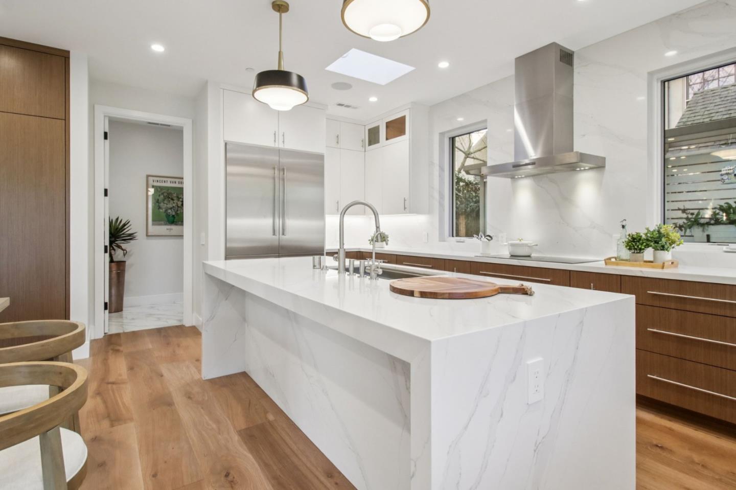 Detail Gallery Image 36 of 122 For 2200 Saint Francis Dr, Palo Alto,  CA 94303 - 4 Beds | 4/1 Baths