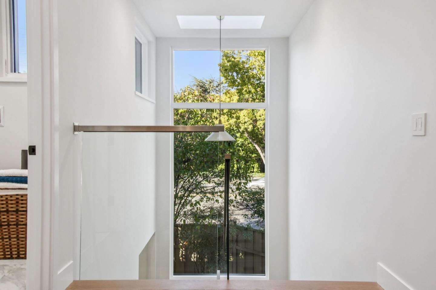 Detail Gallery Image 51 of 122 For 2200 Saint Francis Dr, Palo Alto,  CA 94303 - 4 Beds | 4/1 Baths