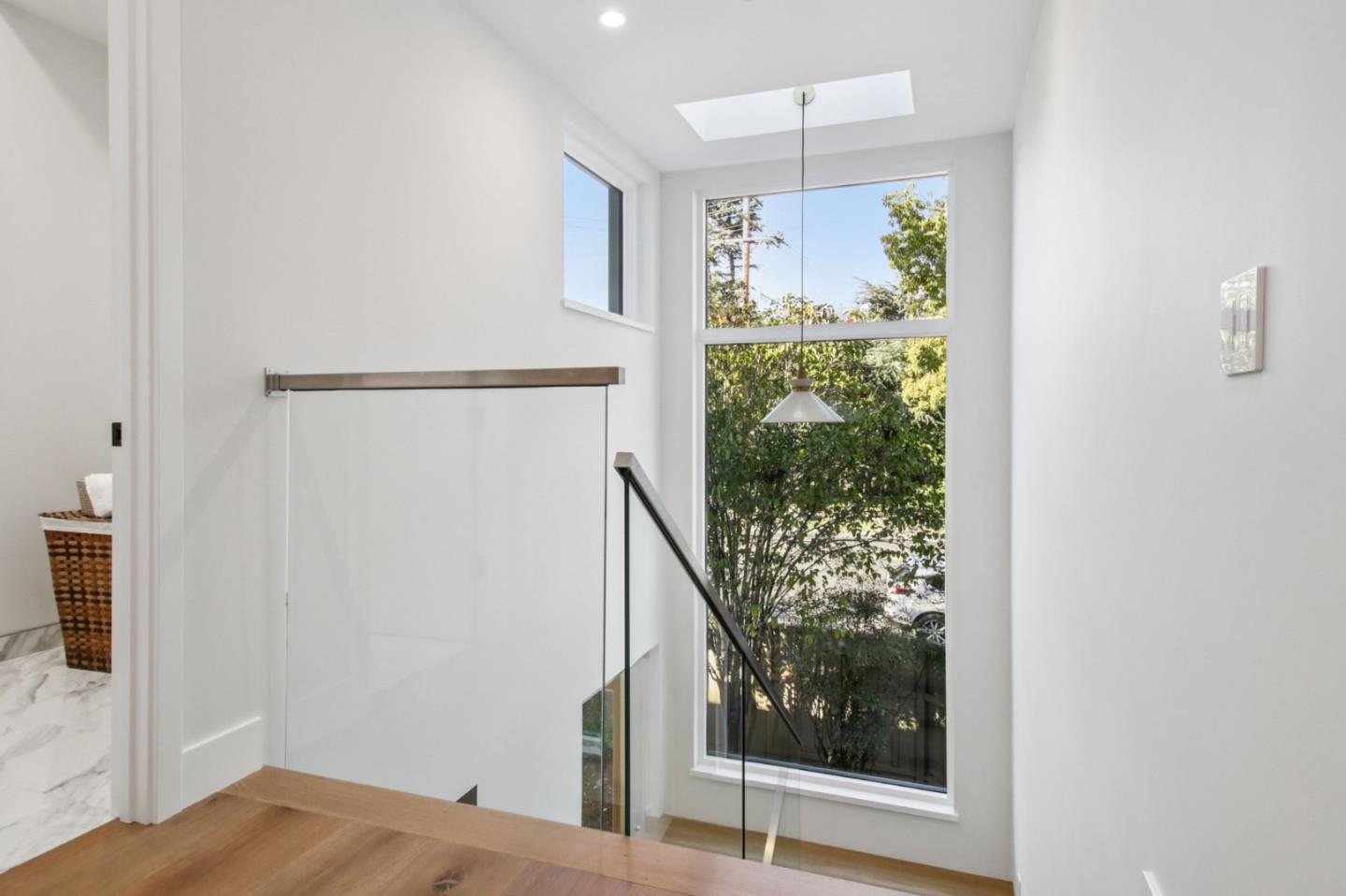 Detail Gallery Image 52 of 122 For 2200 Saint Francis Dr, Palo Alto,  CA 94303 - 4 Beds | 4/1 Baths