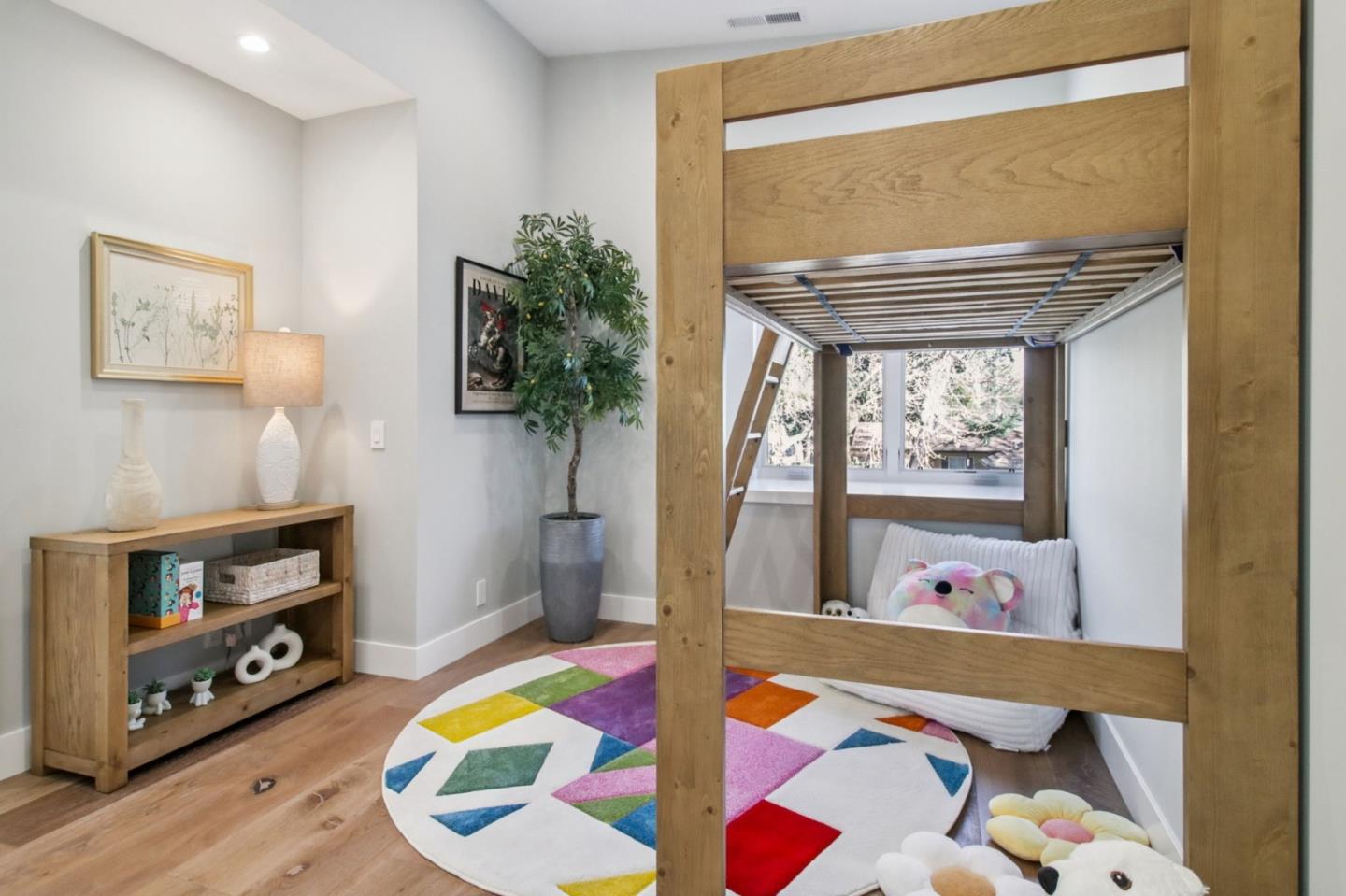 Detail Gallery Image 58 of 122 For 2200 Saint Francis Dr, Palo Alto,  CA 94303 - 4 Beds | 4/1 Baths