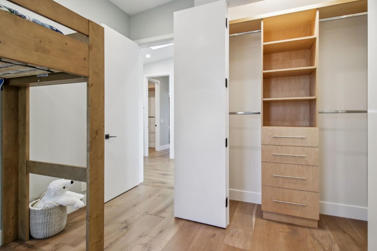 Detail Gallery Image 60 of 122 For 2200 Saint Francis Dr, Palo Alto,  CA 94303 - 4 Beds | 4/1 Baths