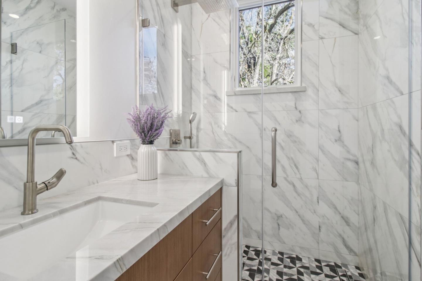 Detail Gallery Image 62 of 122 For 2200 Saint Francis Dr, Palo Alto,  CA 94303 - 4 Beds | 4/1 Baths