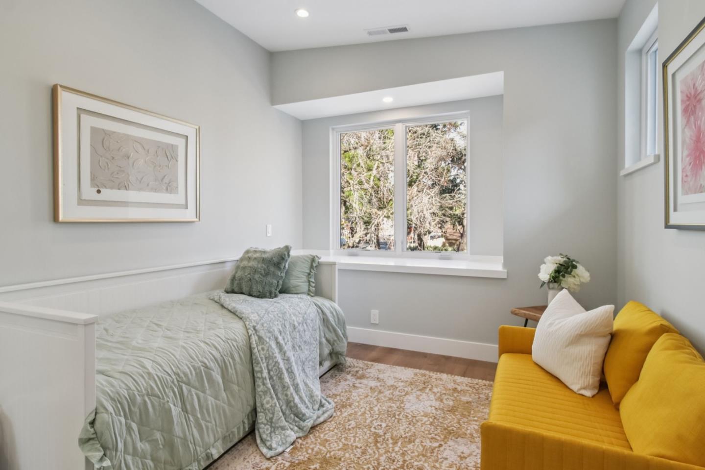 Detail Gallery Image 65 of 122 For 2200 Saint Francis Dr, Palo Alto,  CA 94303 - 4 Beds | 4/1 Baths