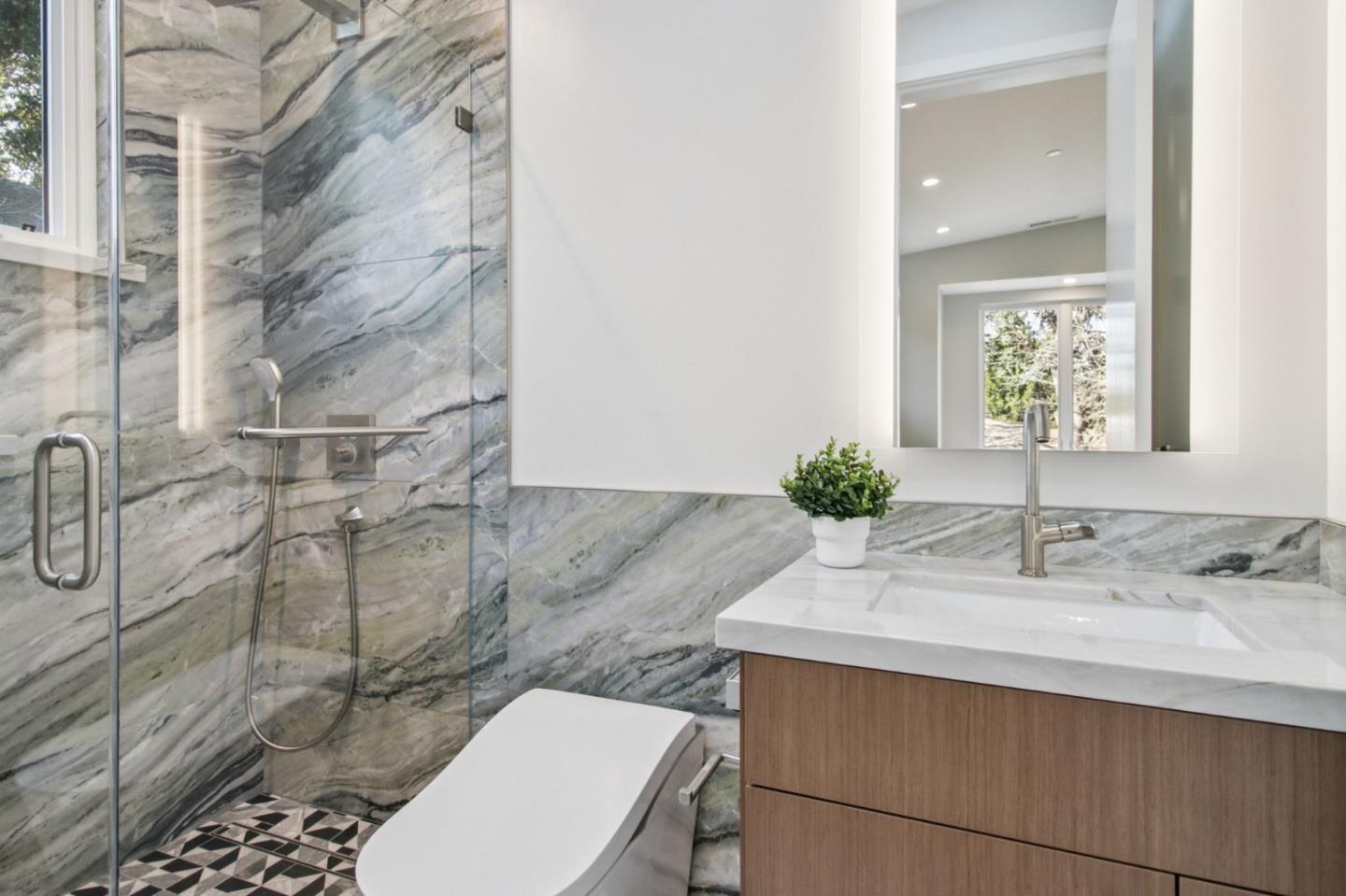 Detail Gallery Image 67 of 122 For 2200 Saint Francis Dr, Palo Alto,  CA 94303 - 4 Beds | 4/1 Baths