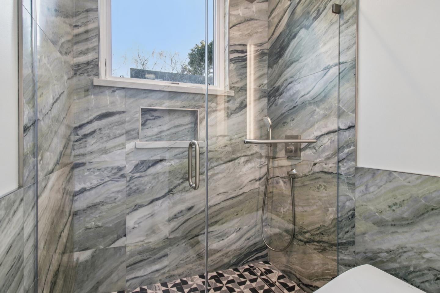 Detail Gallery Image 68 of 122 For 2200 Saint Francis Dr, Palo Alto,  CA 94303 - 4 Beds | 4/1 Baths