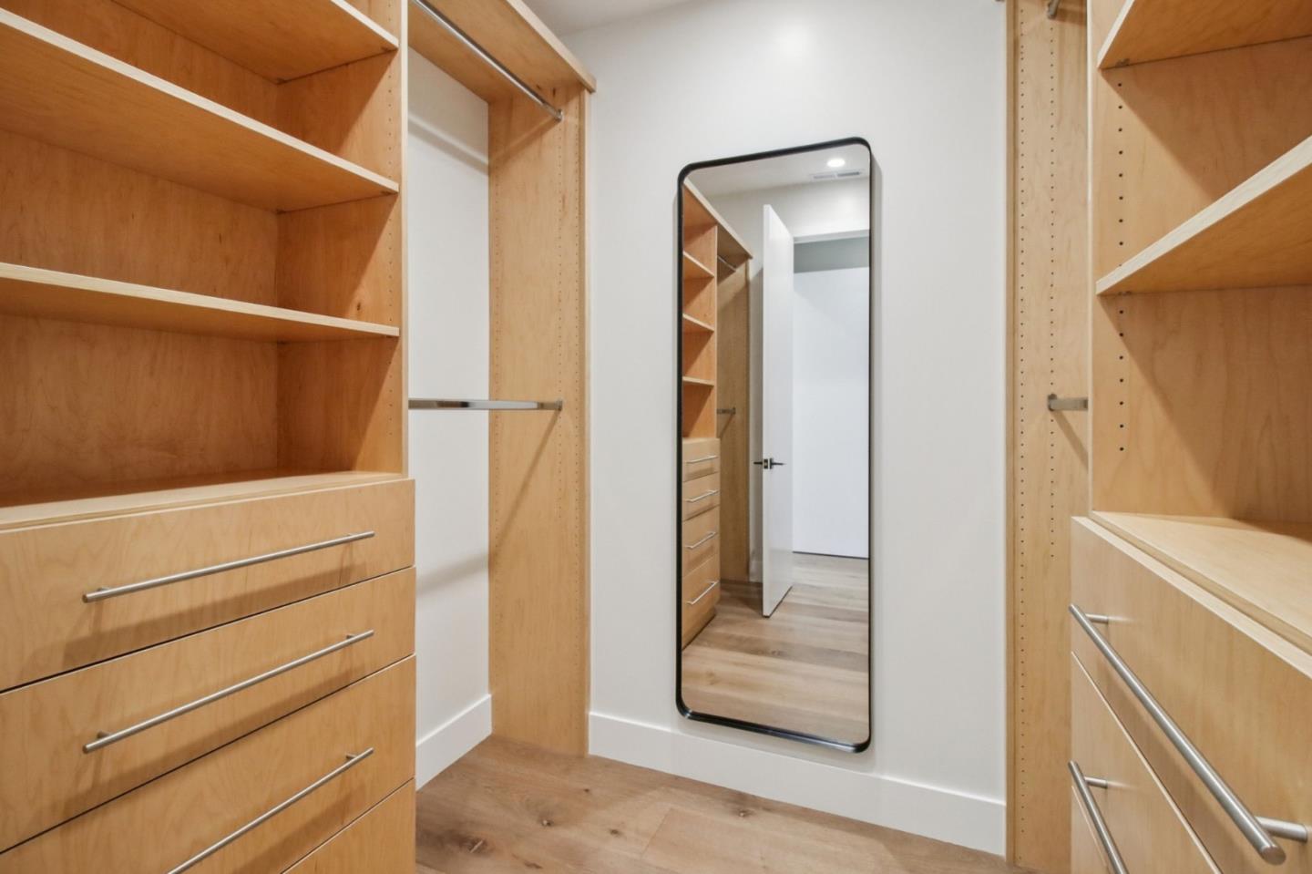 Detail Gallery Image 84 of 122 For 2200 Saint Francis Dr, Palo Alto,  CA 94303 - 4 Beds | 4/1 Baths