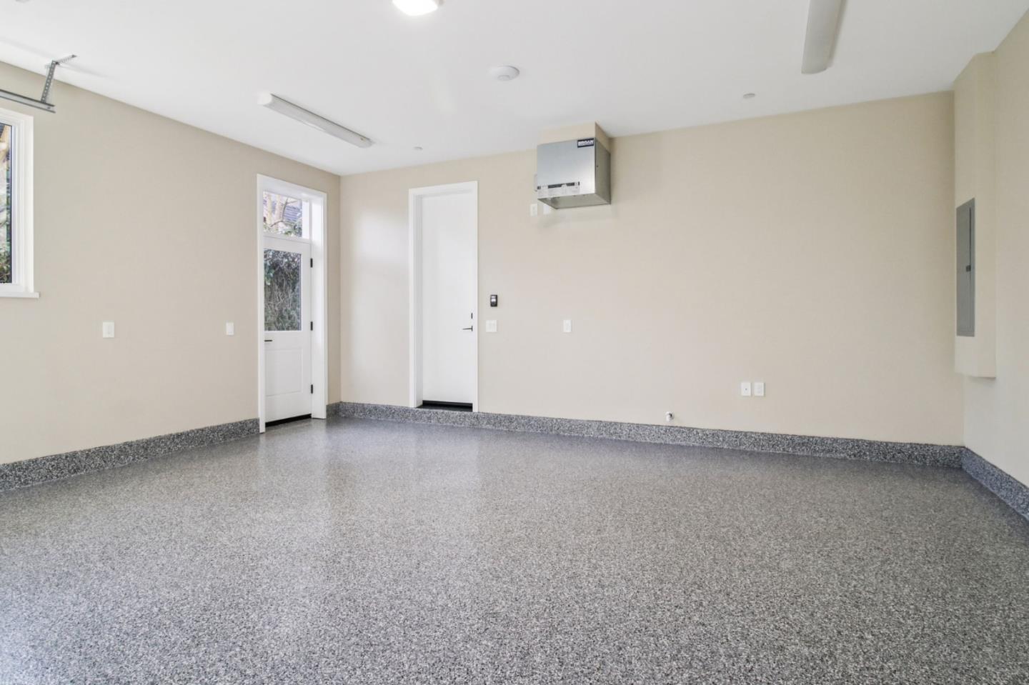 Detail Gallery Image 89 of 122 For 2200 Saint Francis Dr, Palo Alto,  CA 94303 - 4 Beds | 4/1 Baths