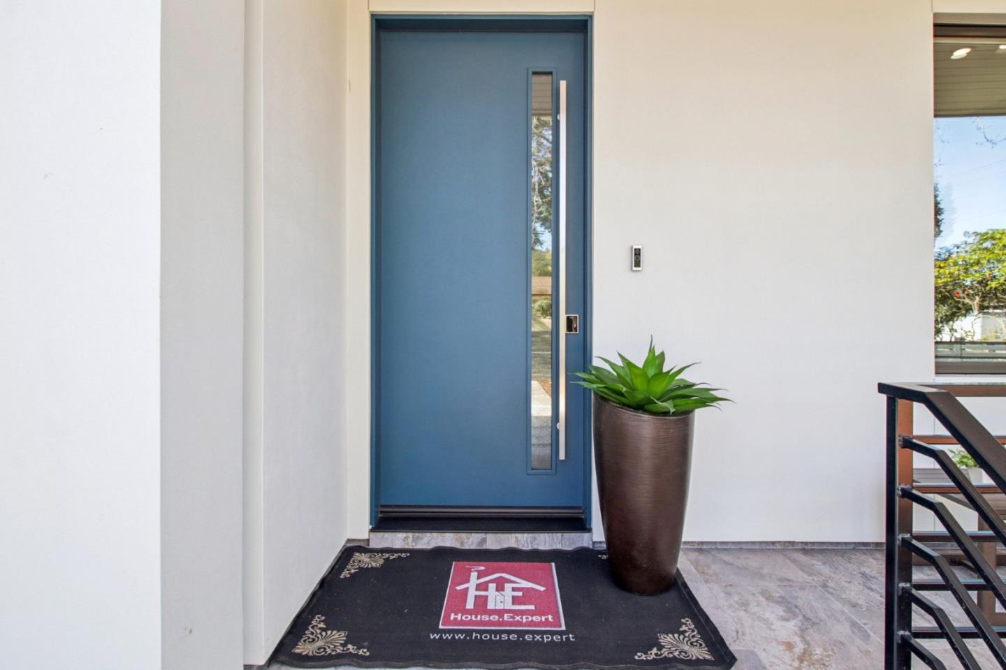 Detail Gallery Image 9 of 122 For 2200 Saint Francis Dr, Palo Alto,  CA 94303 - 4 Beds | 4/1 Baths