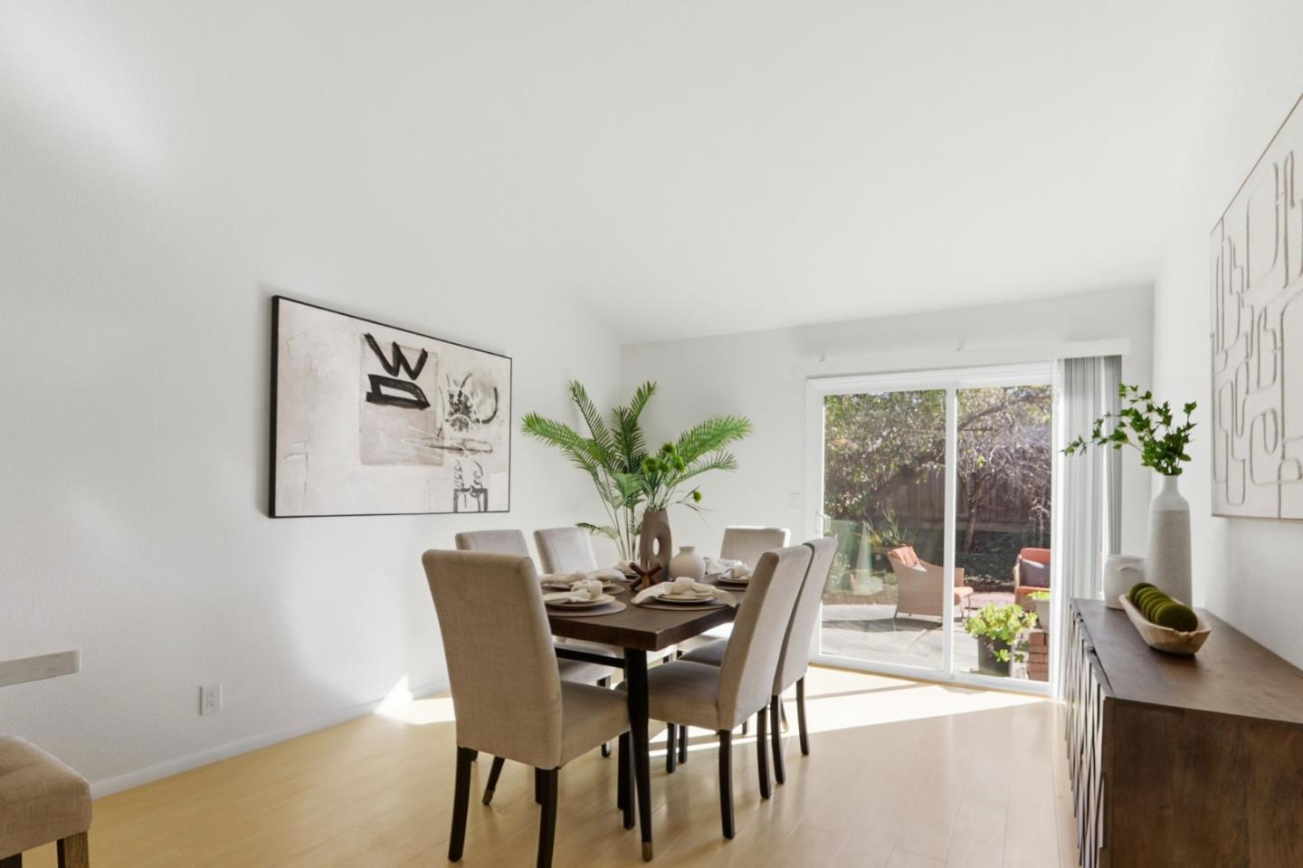 Detail Gallery Image 11 of 28 For 1586 Redfield Ct, San Jose,  CA 95121 - 3 Beds | 2 Baths