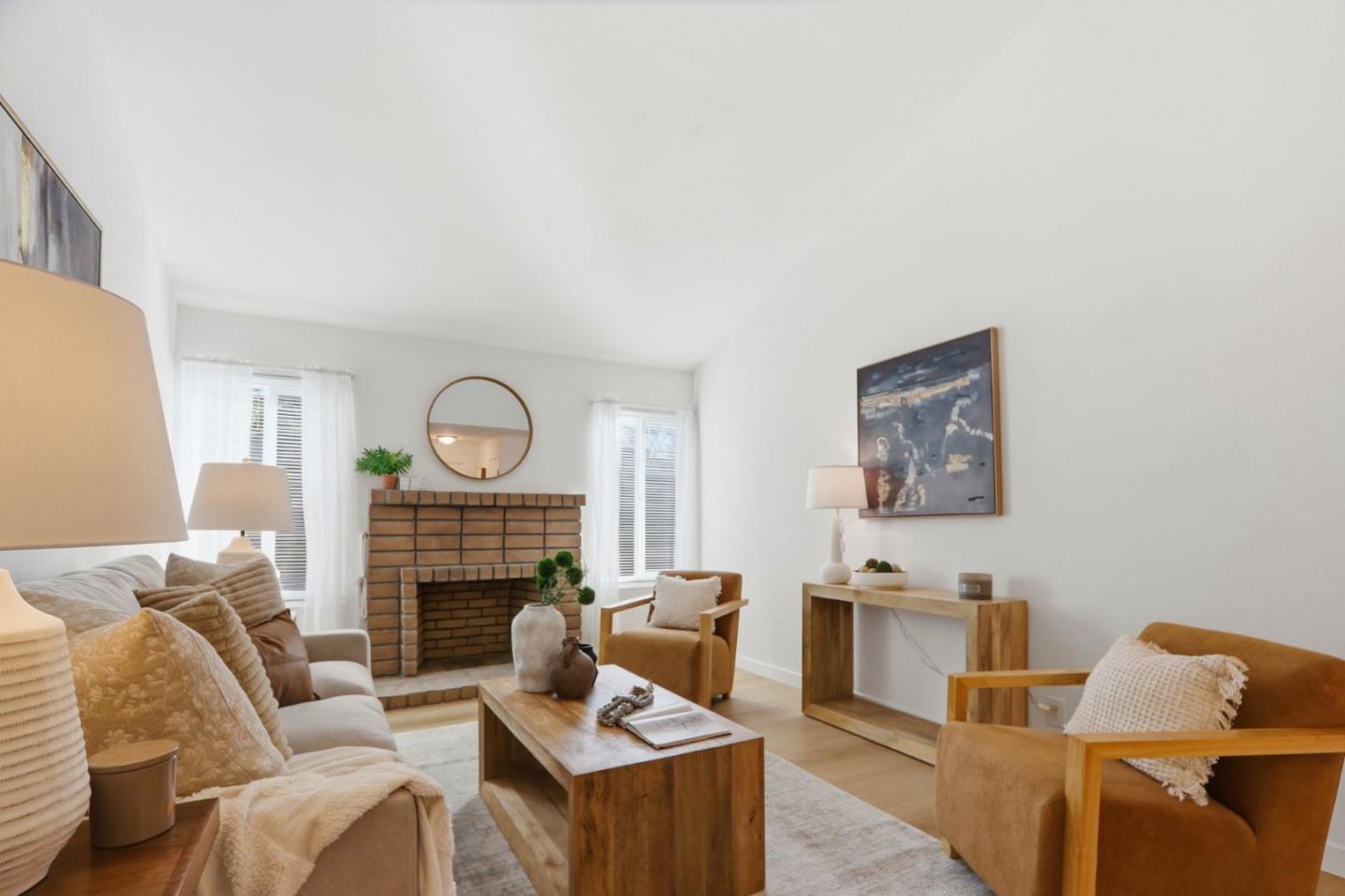 Detail Gallery Image 6 of 28 For 1586 Redfield Ct, San Jose,  CA 95121 - 3 Beds | 2 Baths