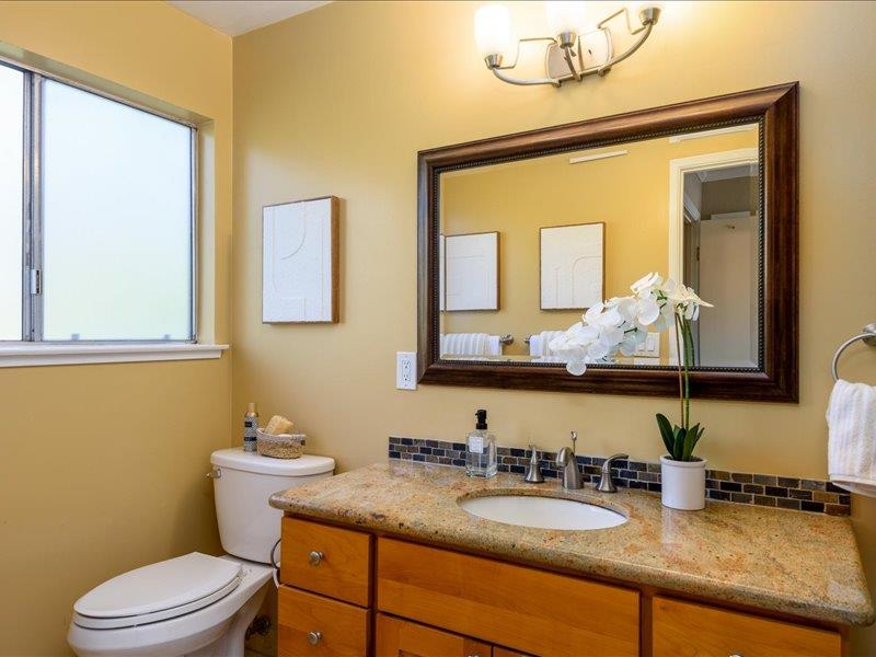 Detail Gallery Image 20 of 30 For 11 Krista Ln, San Carlos,  CA 94070 - 3 Beds | 2/1 Baths