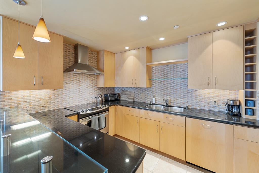 Detail Gallery Image 14 of 55 For 333 Bush St #3901,  San Francisco,  CA 94104 - 2 Beds | 2 Baths