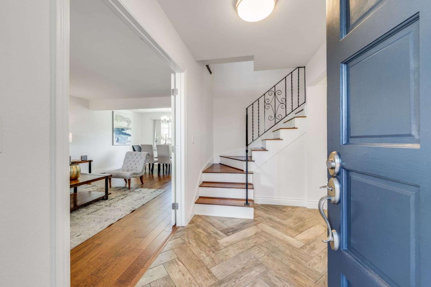 Detail Gallery Image 3 of 34 For 4430 Heppner Ln, San Jose,  CA 95136 - 5 Beds | 3/1 Baths