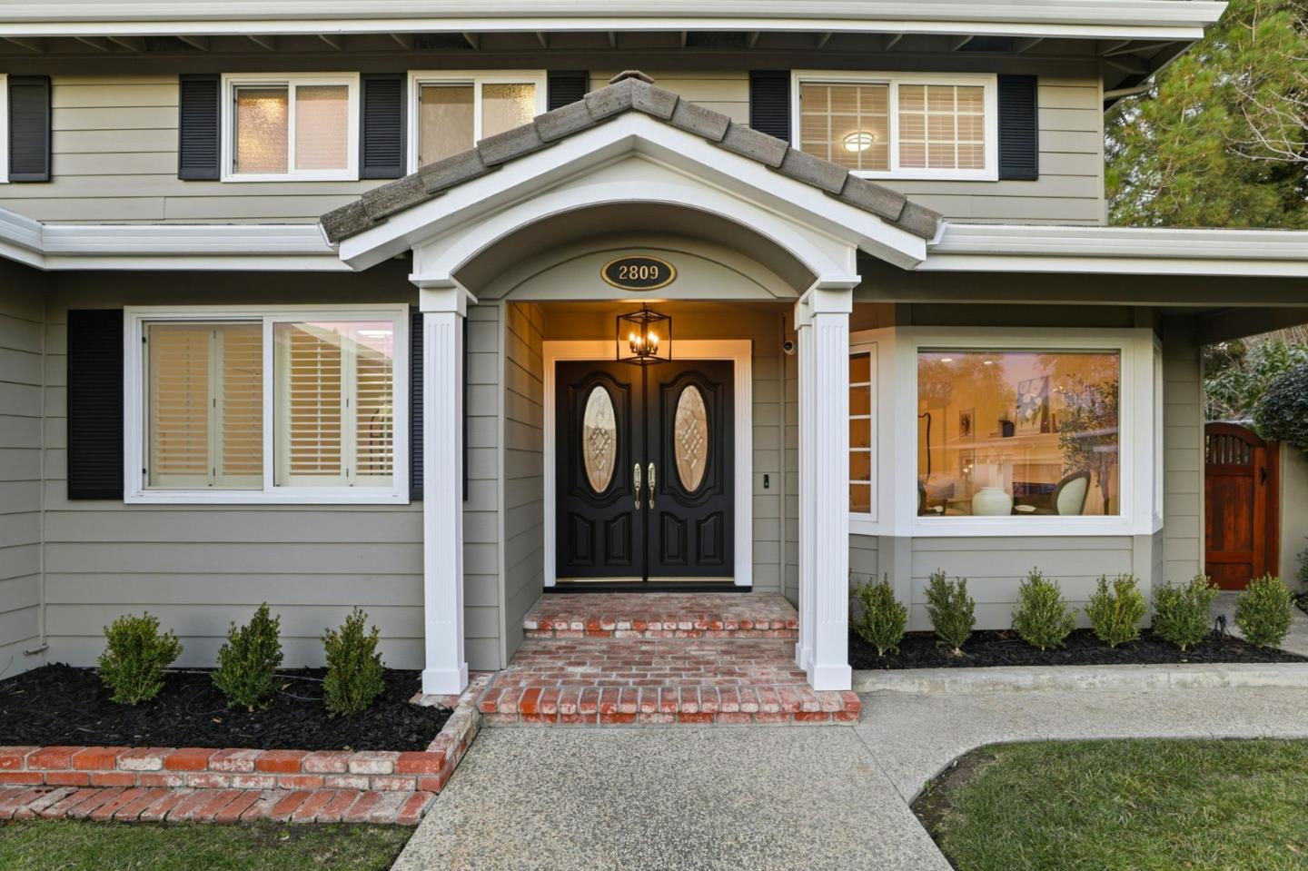 Detail Gallery Image 2 of 38 For 2809 Toyon Dr, Santa Clara,  CA 95051 - 5 Beds | 2/1 Baths