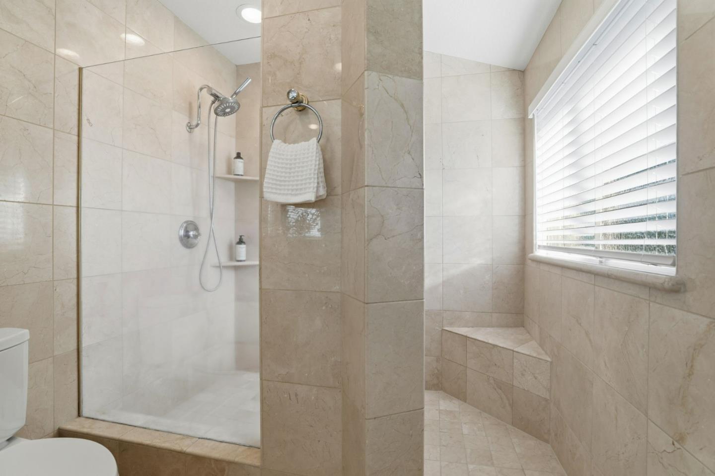 Detail Gallery Image 20 of 38 For 2809 Toyon Dr, Santa Clara,  CA 95051 - 5 Beds | 2/1 Baths