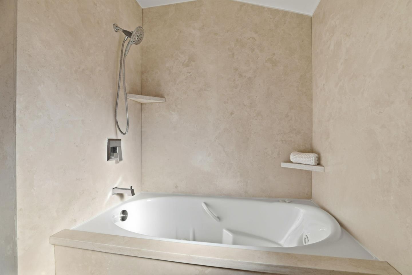 Detail Gallery Image 23 of 38 For 2809 Toyon Dr, Santa Clara,  CA 95051 - 5 Beds | 2/1 Baths