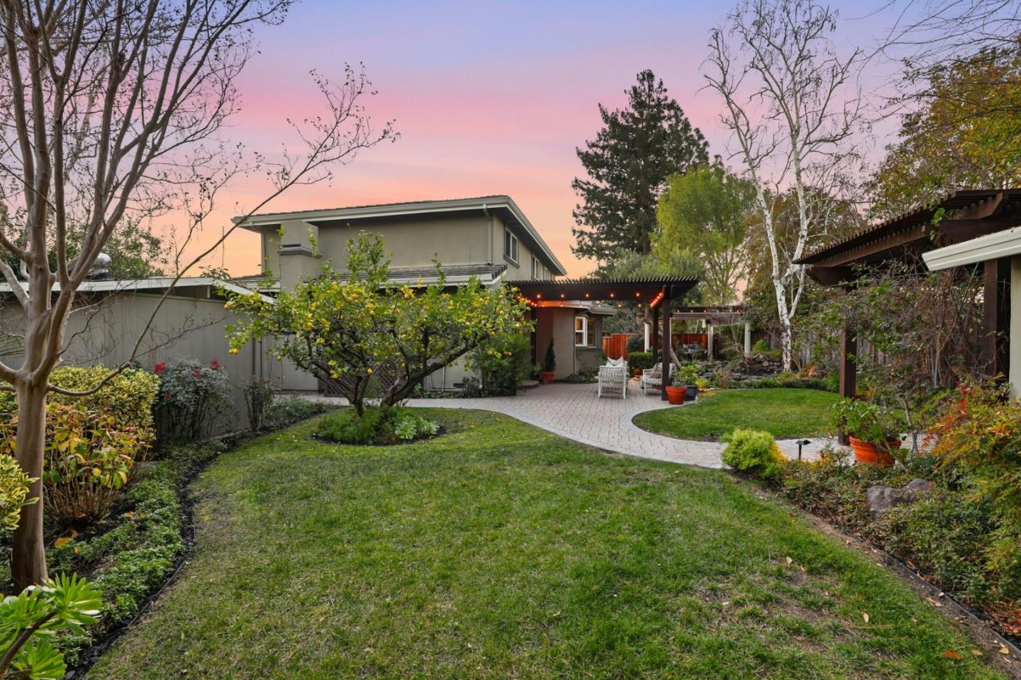 Detail Gallery Image 26 of 38 For 2809 Toyon Dr, Santa Clara,  CA 95051 - 5 Beds | 2/1 Baths