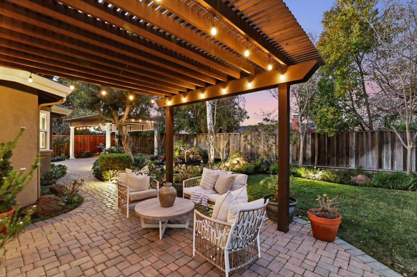 Detail Gallery Image 31 of 38 For 2809 Toyon Dr, Santa Clara,  CA 95051 - 5 Beds | 2/1 Baths