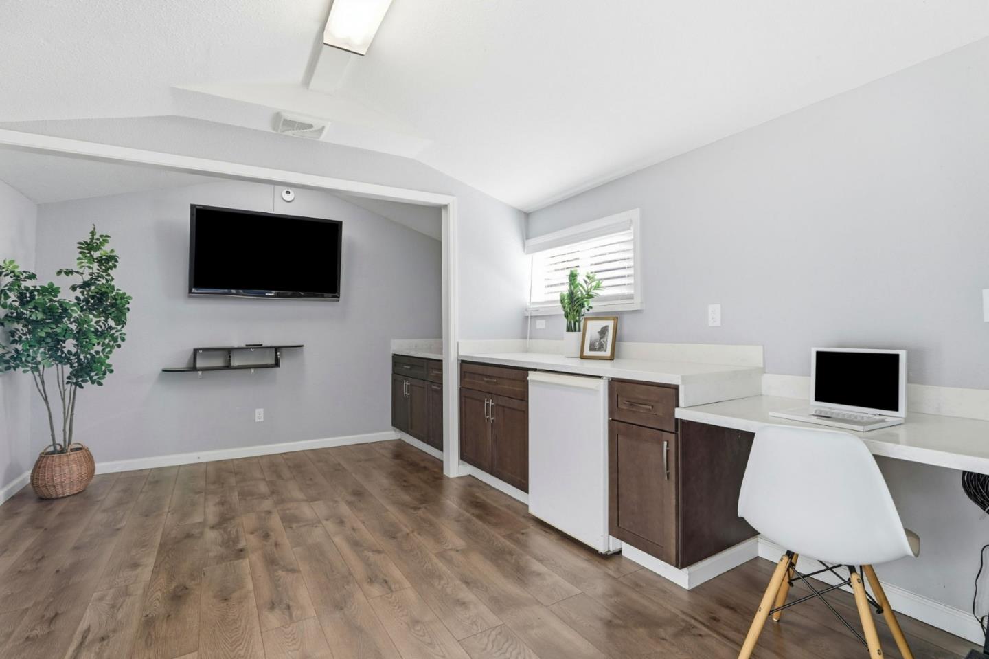 Detail Gallery Image 38 of 38 For 2809 Toyon Dr, Santa Clara,  CA 95051 - 5 Beds | 2/1 Baths