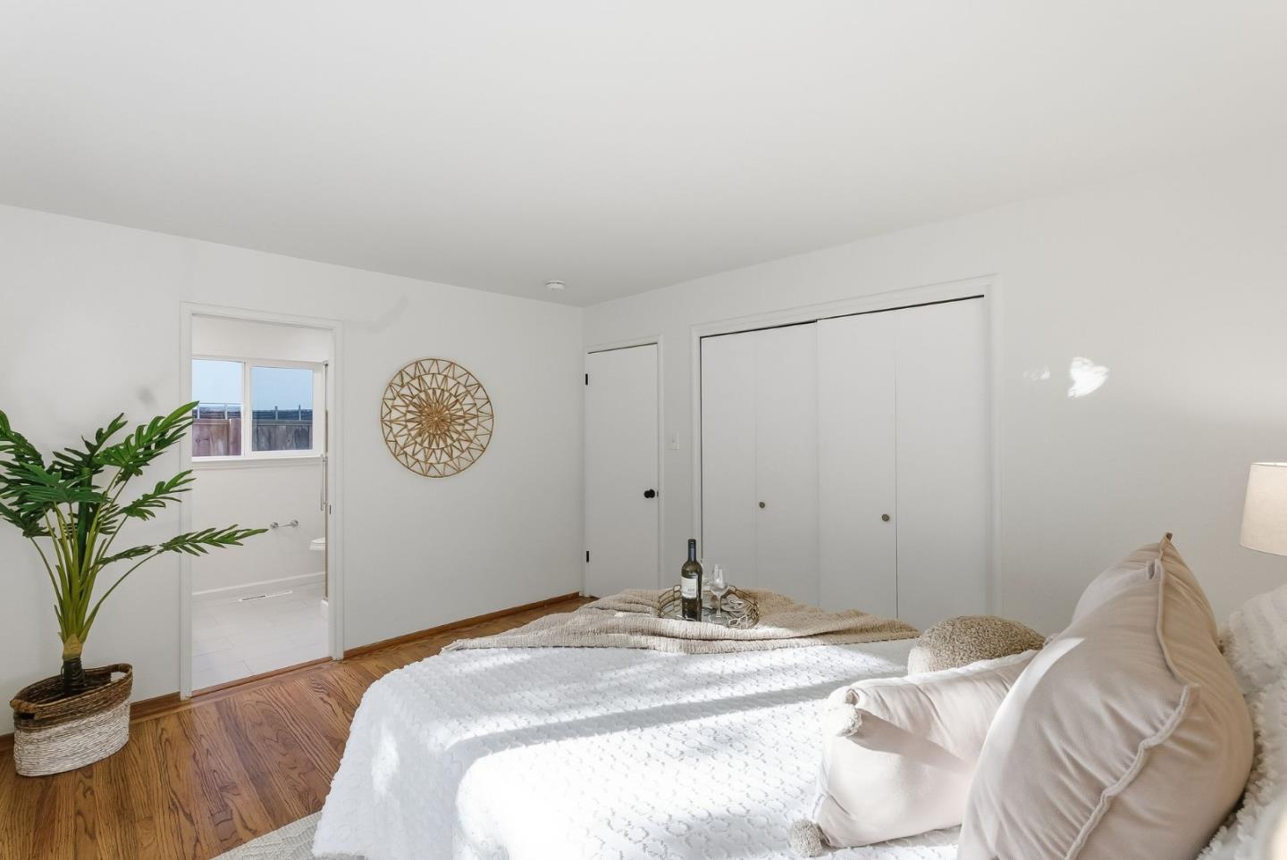 Detail Gallery Image 15 of 26 For 2157 Harkins Ave, Menlo Park,  CA 94025 - 3 Beds | 2 Baths