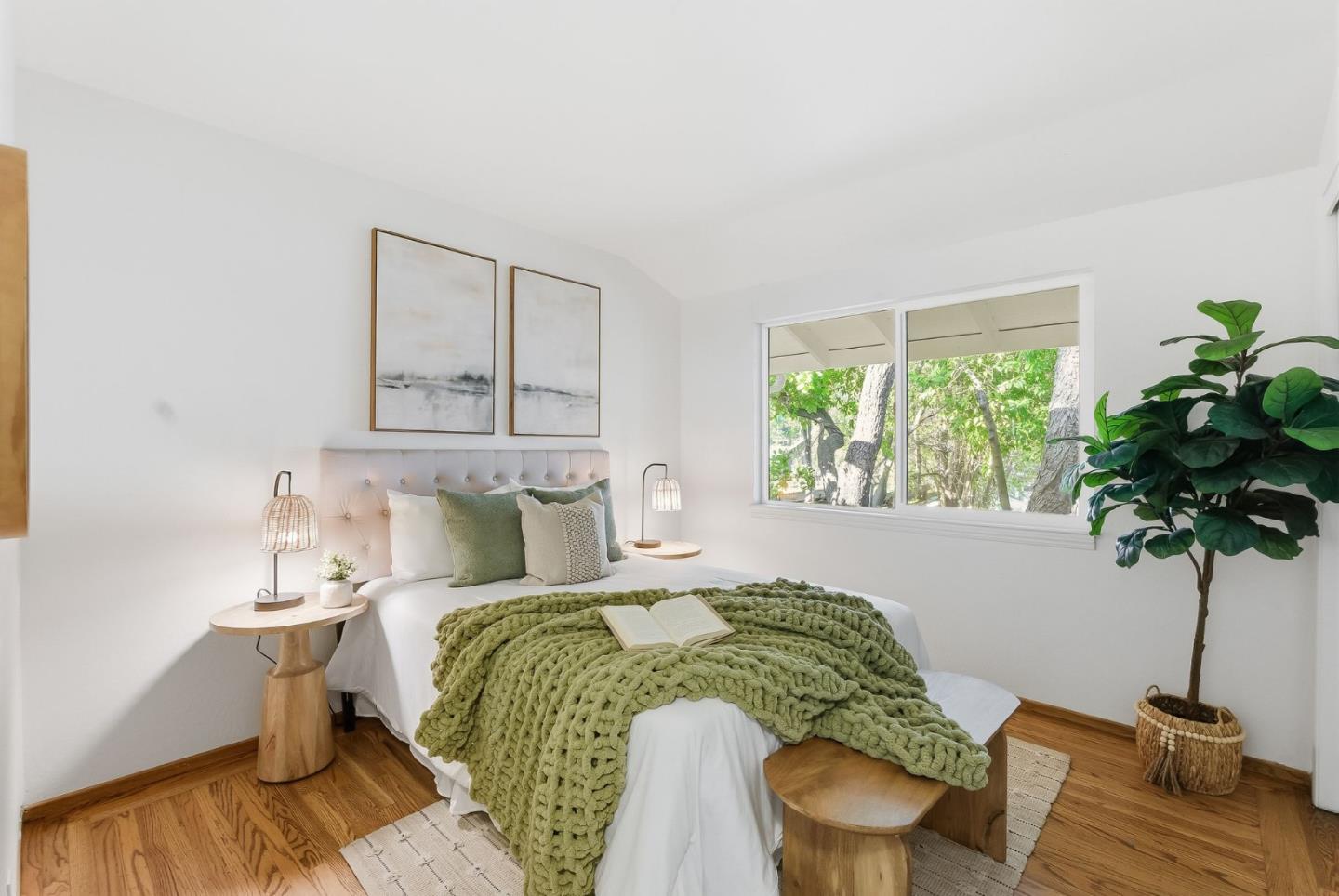 Detail Gallery Image 17 of 26 For 2157 Harkins Ave, Menlo Park,  CA 94025 - 3 Beds | 2 Baths