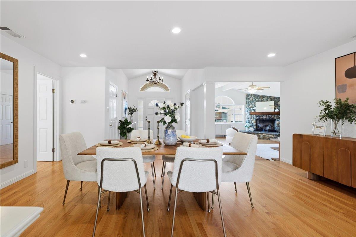 Detail Gallery Image 11 of 64 For 5130 Noella Way, San Jose,  CA 95124 - 4 Beds | 2 Baths