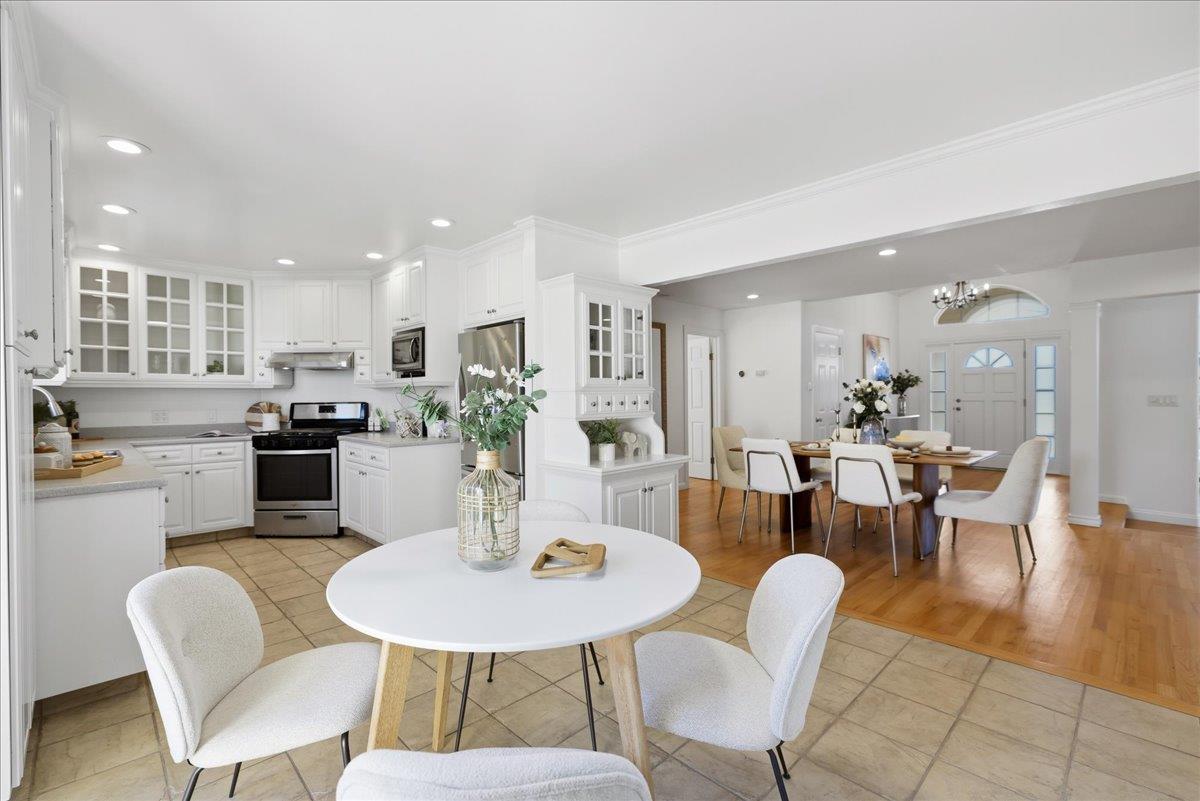 Detail Gallery Image 15 of 64 For 5130 Noella Way, San Jose,  CA 95124 - 4 Beds | 2 Baths