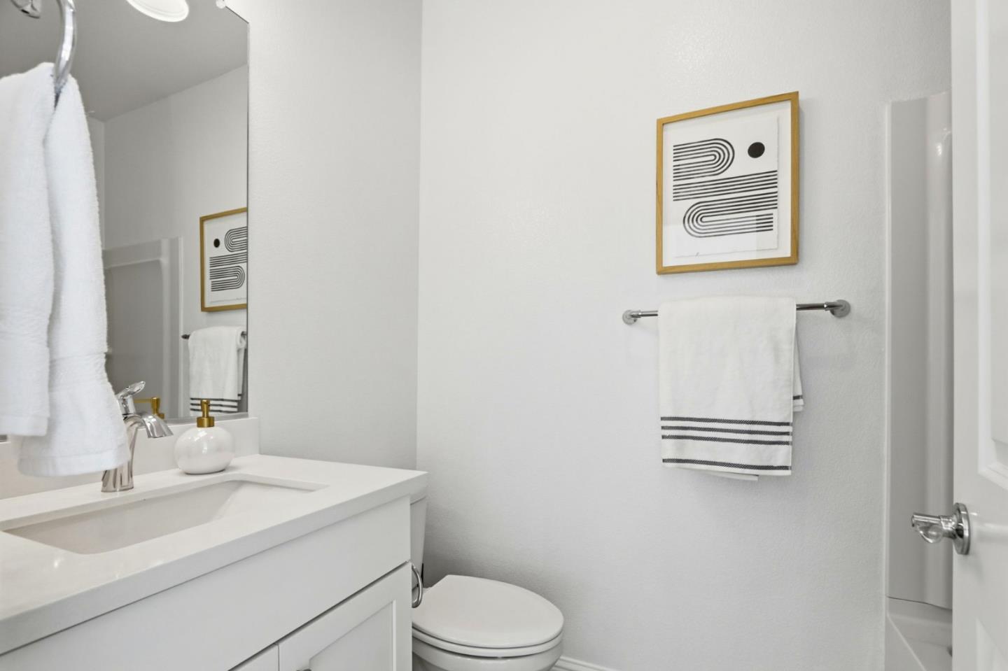 Photo #27: ML82031319 Listing: Photo #27