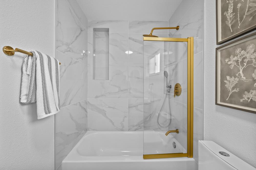 Detail Gallery Image 13 of 25 For 4965 Kingston Way, San Jose,  CA 95130 - 3 Beds | 2 Baths