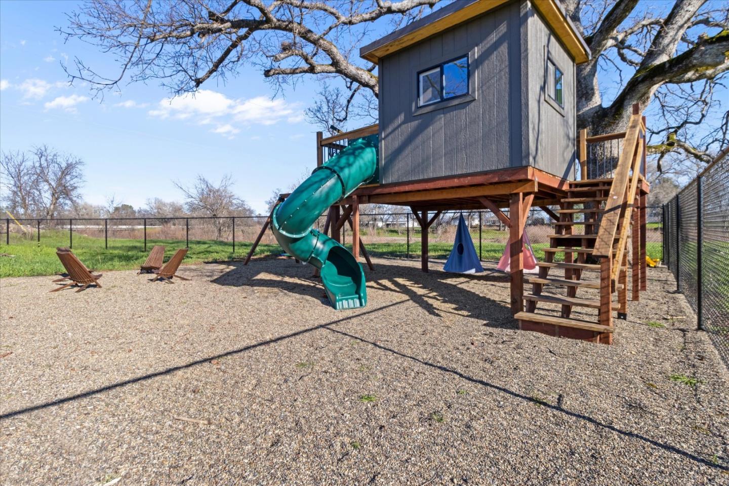 Detail Gallery Image 39 of 47 For 22215 Grand Estates Dr, Palo Cedro,  CA 96073 - 3 Beds | 3 Baths