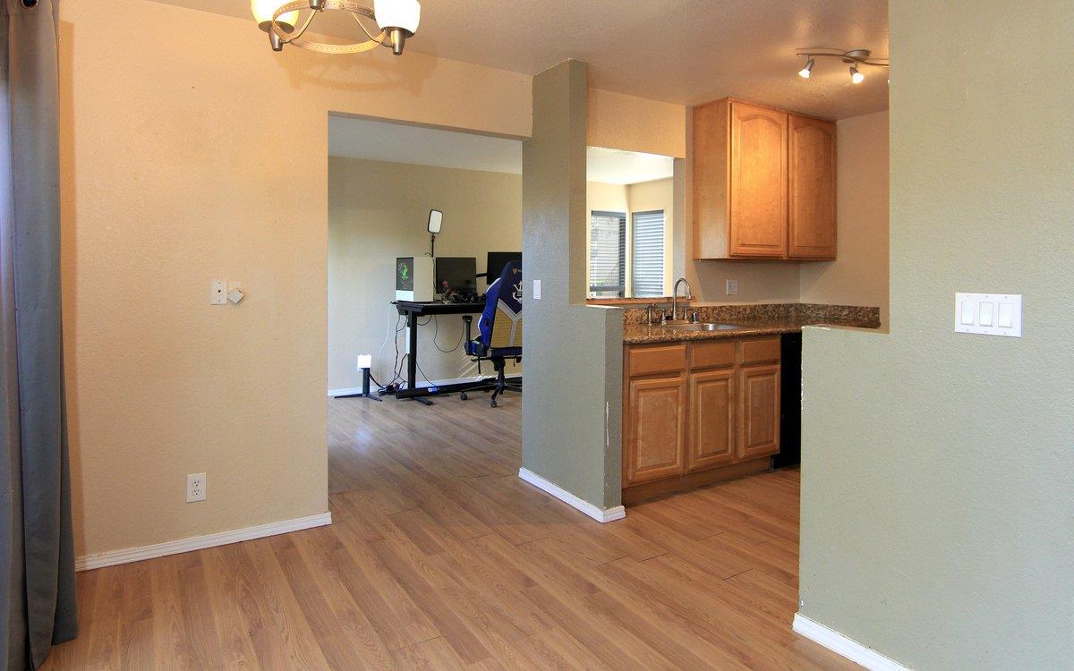 Detail Gallery Image 4 of 26 For 8105 Kern Ave #34,  Gilroy,  CA 95020 - 3 Beds | 1/1 Baths