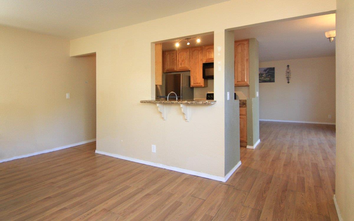 Detail Gallery Image 5 of 26 For 8105 Kern Ave #34,  Gilroy,  CA 95020 - 3 Beds | 1/1 Baths