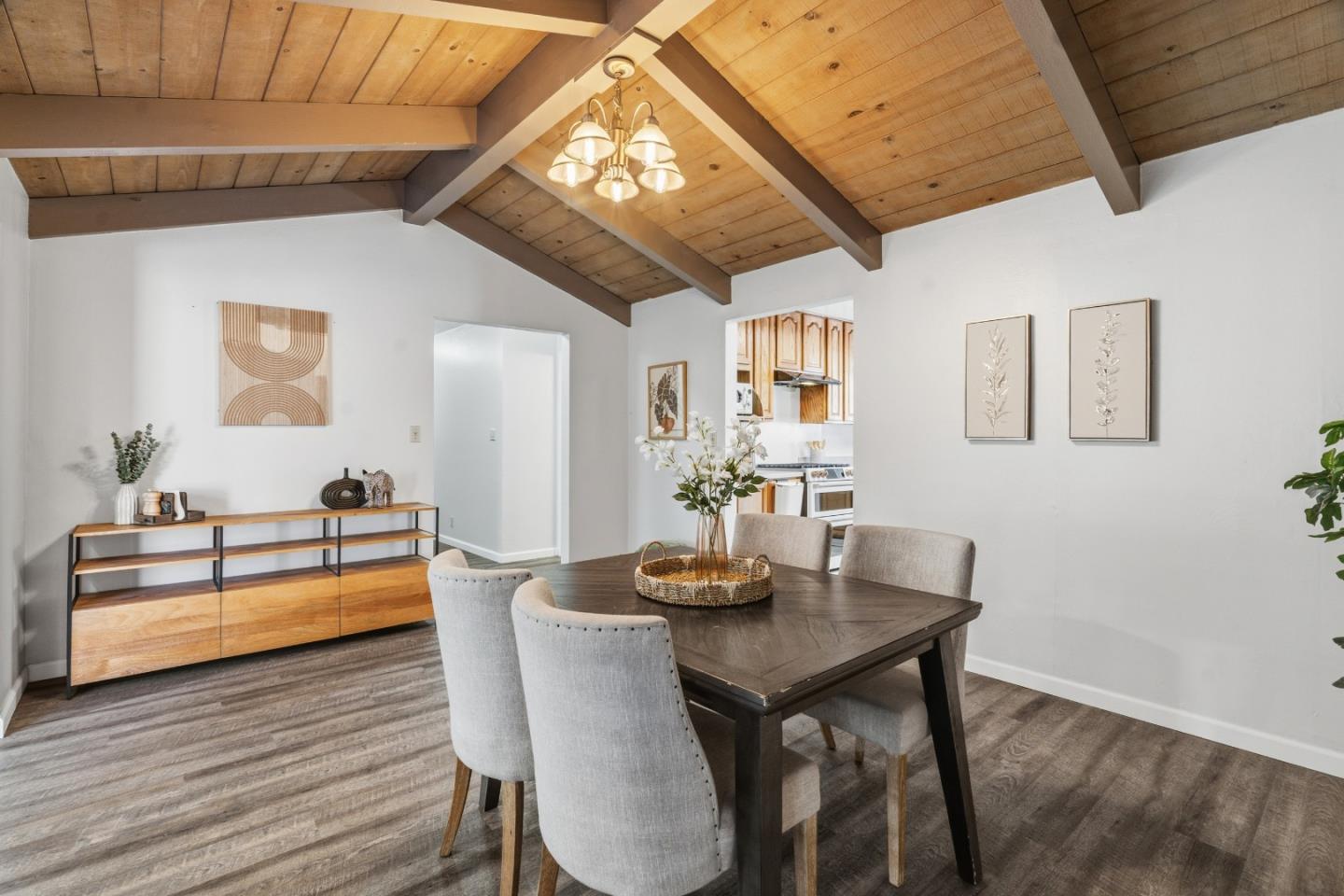 Detail Gallery Image 15 of 70 For 165 Orchard Dr, Boulder Creek,  CA 95006 - 3 Beds | 3 Baths