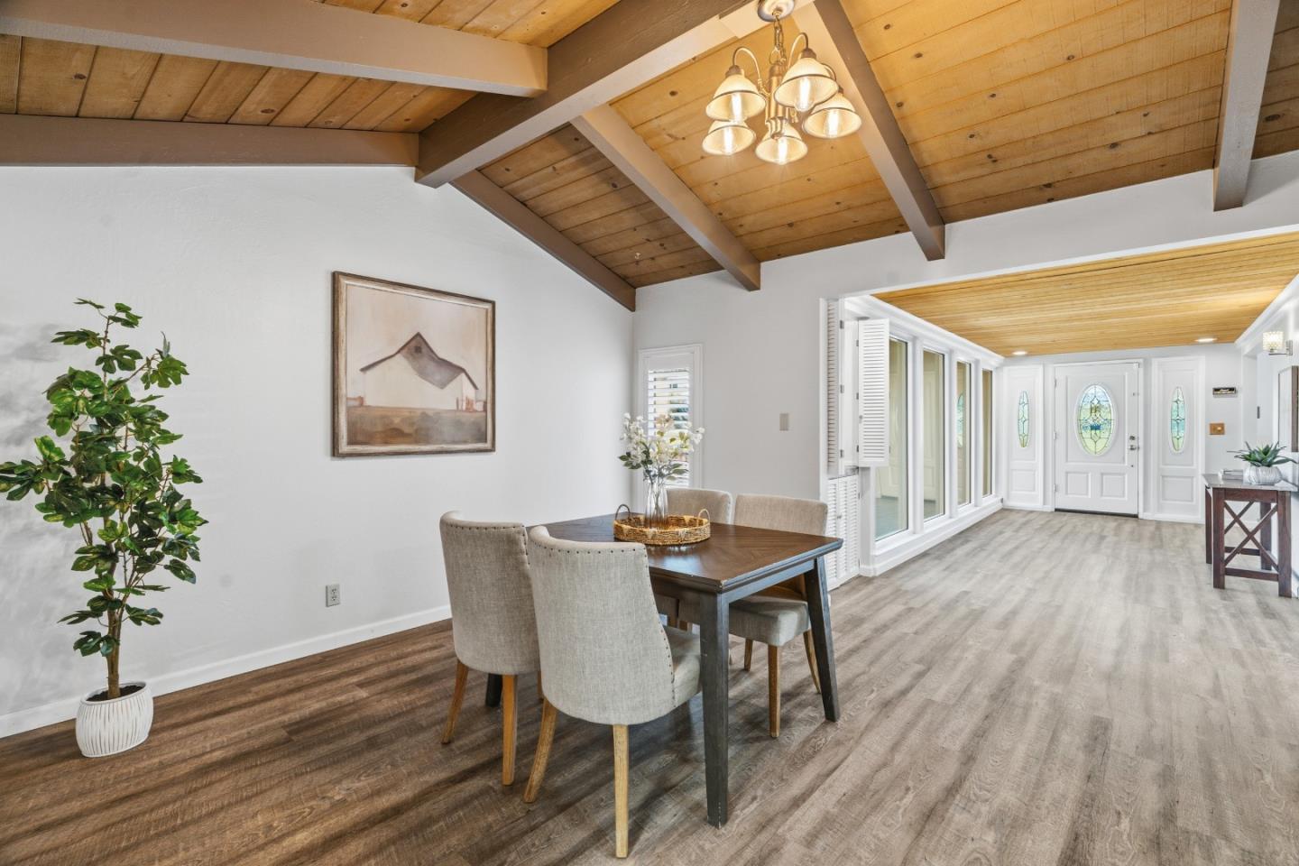 Detail Gallery Image 16 of 70 For 165 Orchard Dr, Boulder Creek,  CA 95006 - 3 Beds | 3 Baths