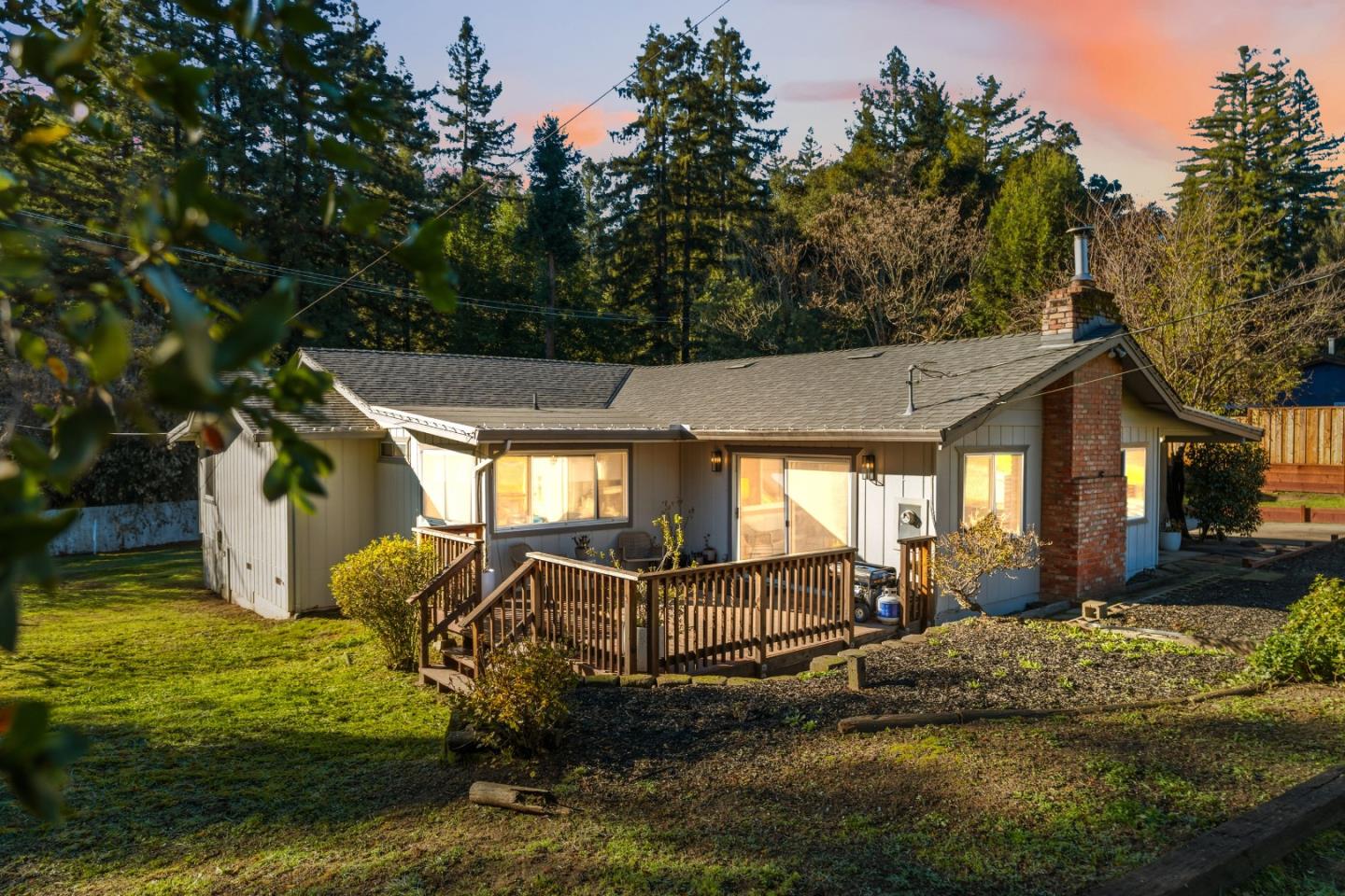 Detail Gallery Image 2 of 70 For 165 Orchard Dr, Boulder Creek,  CA 95006 - 3 Beds | 3 Baths