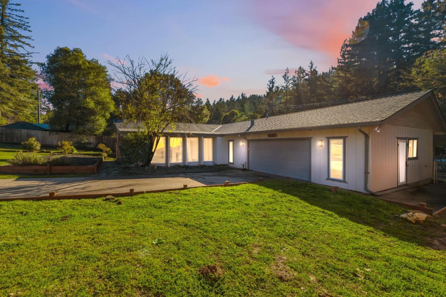 Detail Gallery Image 63 of 70 For 165 Orchard Dr, Boulder Creek,  CA 95006 - 3 Beds | 3 Baths