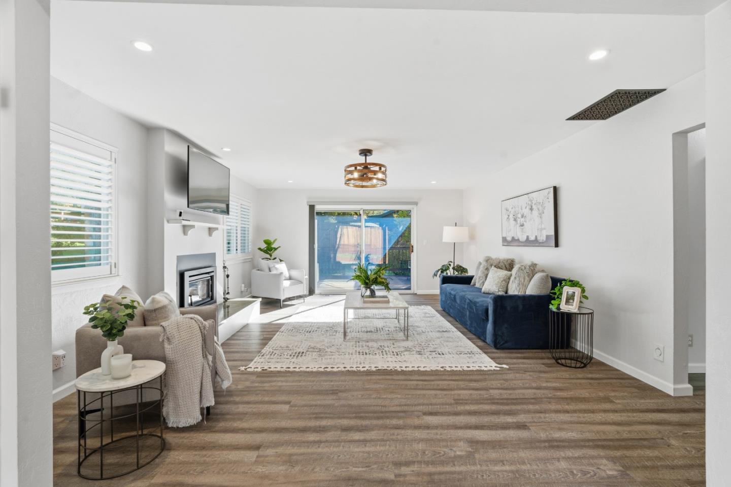 Detail Gallery Image 7 of 70 For 165 Orchard Dr, Boulder Creek,  CA 95006 - 3 Beds | 3 Baths