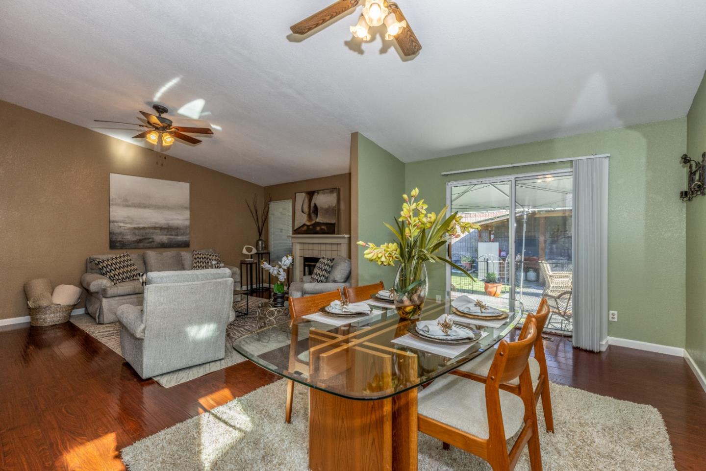 Detail Gallery Image 16 of 33 For 581 Arbour Ln, Hollister,  CA 95023 - 3 Beds | 2 Baths