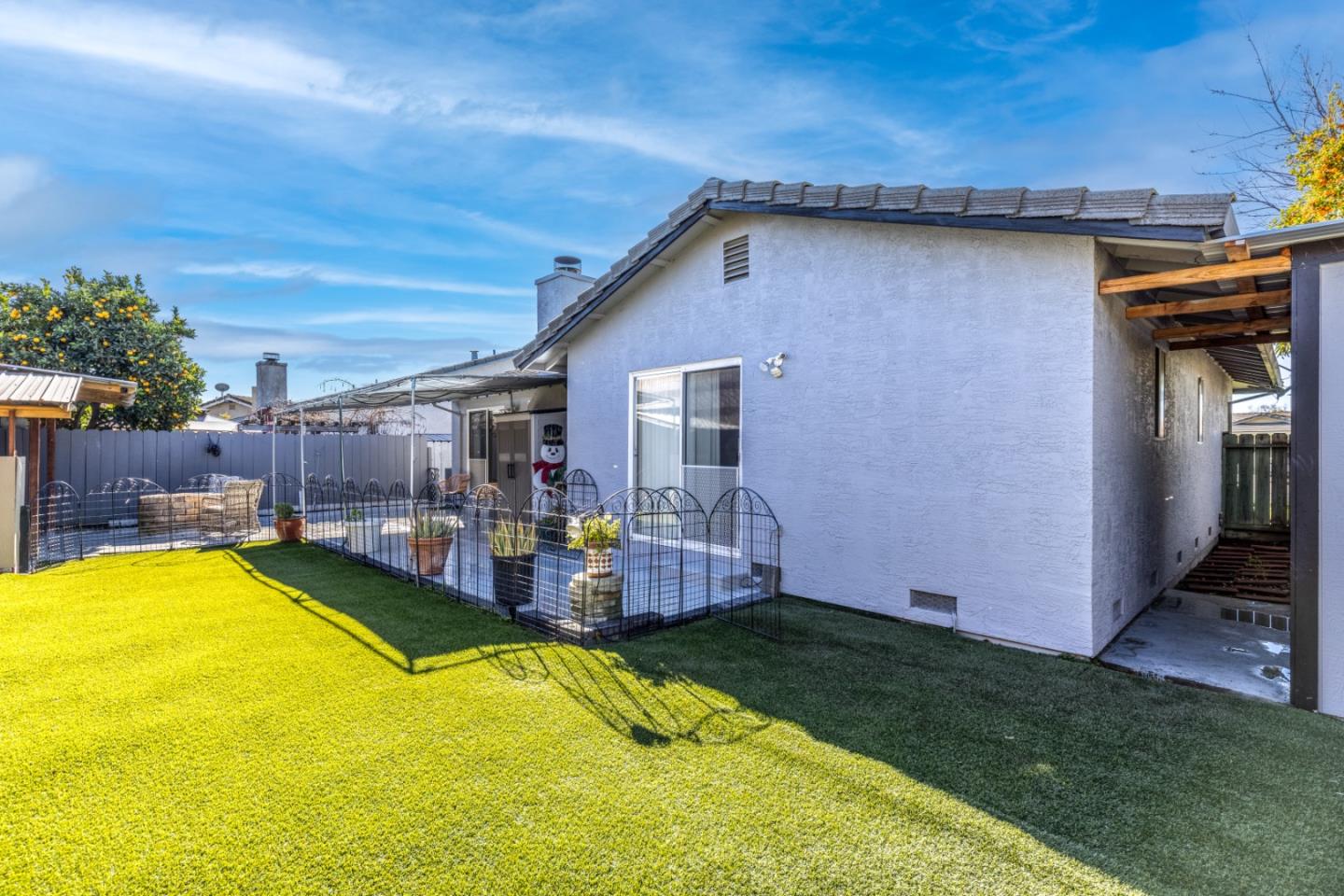 Detail Gallery Image 25 of 33 For 581 Arbour Ln, Hollister,  CA 95023 - 3 Beds | 2 Baths