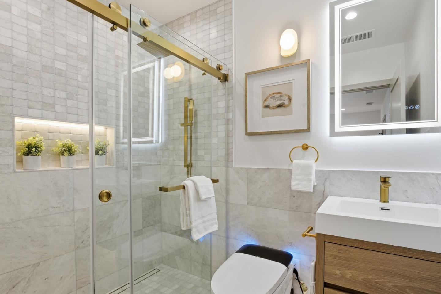 Detail Gallery Image 22 of 42 For 1100 9th Ave, San Mateo,  CA 94402 - 3 Beds | 3/1 Baths