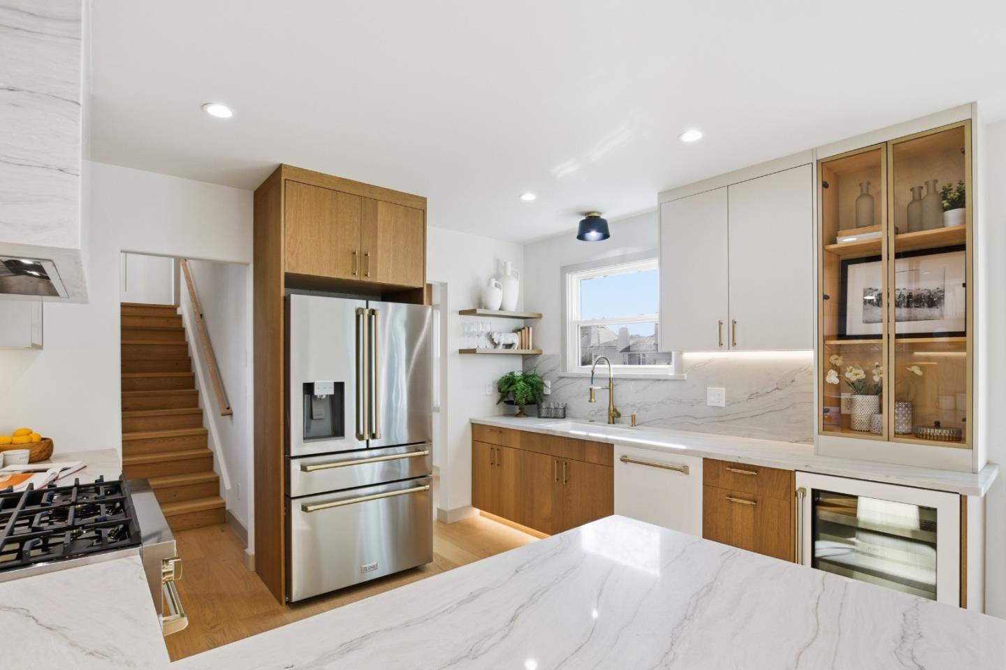 Detail Gallery Image 23 of 42 For 1100 9th Ave, San Mateo,  CA 94402 - 3 Beds | 3/1 Baths