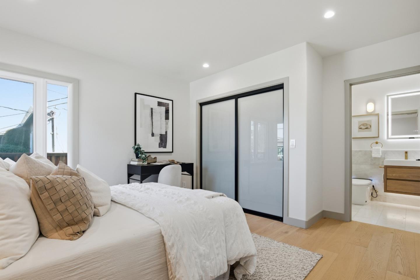 Detail Gallery Image 29 of 42 For 1100 9th Ave, San Mateo,  CA 94402 - 3 Beds | 3/1 Baths