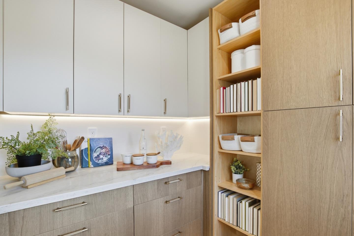 Detail Gallery Image 33 of 42 For 1100 9th Ave, San Mateo,  CA 94402 - 3 Beds | 3/1 Baths