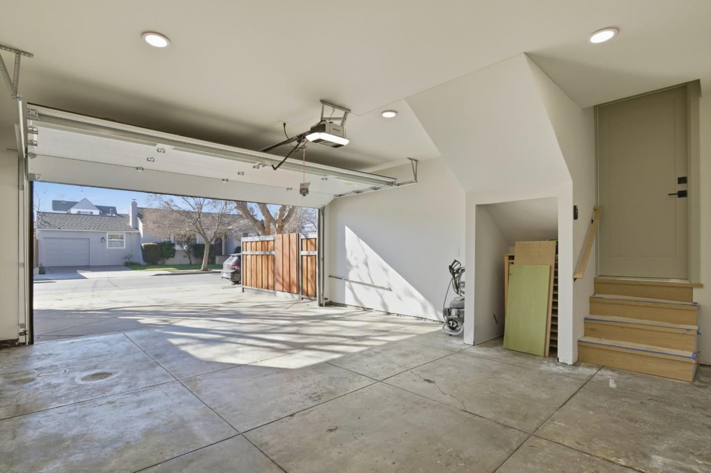 Detail Gallery Image 35 of 42 For 1100 9th Ave, San Mateo,  CA 94402 - 3 Beds | 3/1 Baths