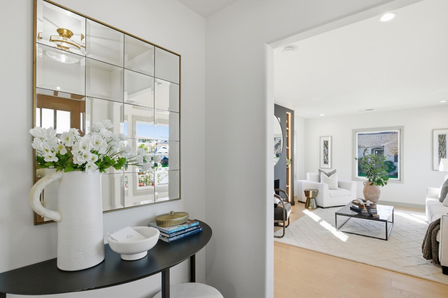 Detail Gallery Image 4 of 42 For 1100 9th Ave, San Mateo,  CA 94402 - 3 Beds | 3/1 Baths